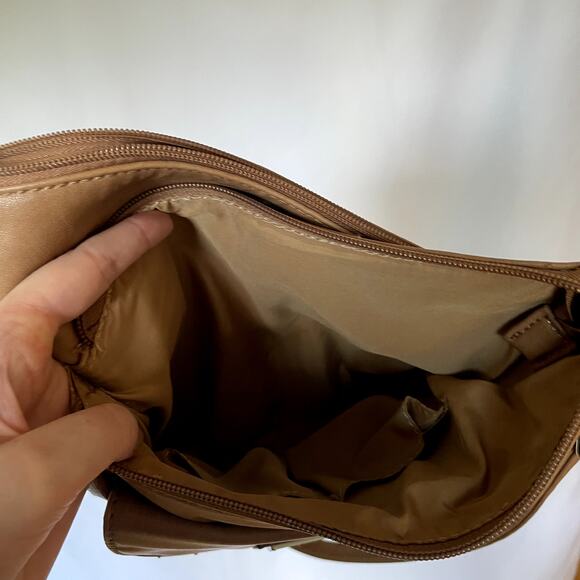 Multi Sac crossbody leather tripple compartment crossover adjustable straps - Picture 5 of 9